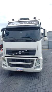 Conjunto Volvo FH 2014 + bi caçamba 2024