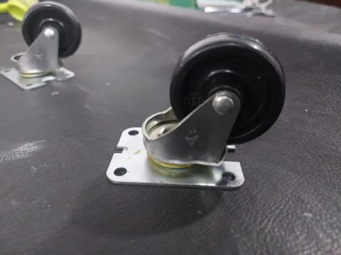 Jogo de Rodas para Pianos Verticais 