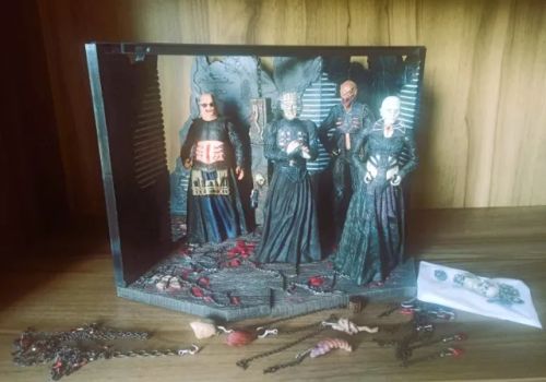 Neca hellraiser cenobite lair box set