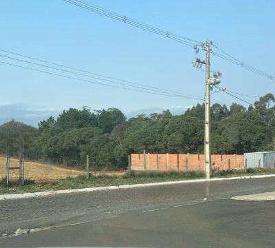 Terreno rodeado por condomínios fechado
