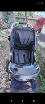 Carrinho de Bebê - Usado em Ótimo Estado