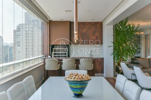 Apartamento Reformado de Alto Padrão no Itaim Bibi | 2 Suítes + Varanda Gourmet | 3 Vagas 