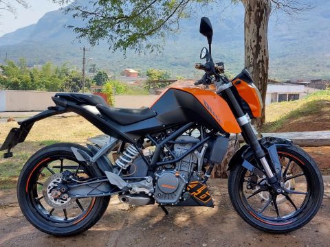 KTM 200 Duke-2016 
