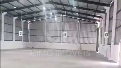 Galpão disponível para locação em Itajaí com 1.100 m²