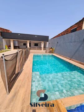 Excelente casa no conjunto em Arniqueiras!