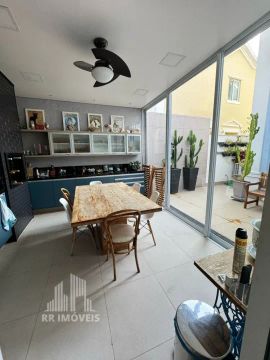 RR7508 Casa 185m² CONDOMÍNIO TAMBORÉ 4 - OPORTUNIDADE - 3 Dorms 2 Vagas - Santana de Parna