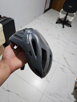 Capacete de Bicicleta - Tamanho M - cinza