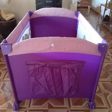 Berço chiqueirinho portátil infantil roxo ( LEIA A DESCRIÇÃO) 
