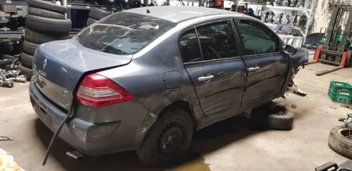 Sucata Megane SD Dyn 1.6 2009 - retirada de peças