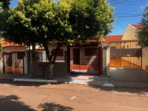 Casa para Alugar no Monte Castelo - 2 Quartos