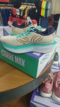 Tênis Esportivo Corrida - Corre Max - Novo