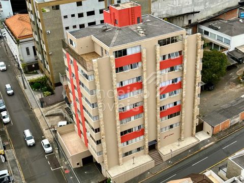 Edifício Shangrilá - Centro - Apartamento Semi Mobiliado
