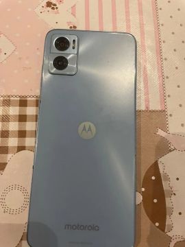 Motorola E 22 usado