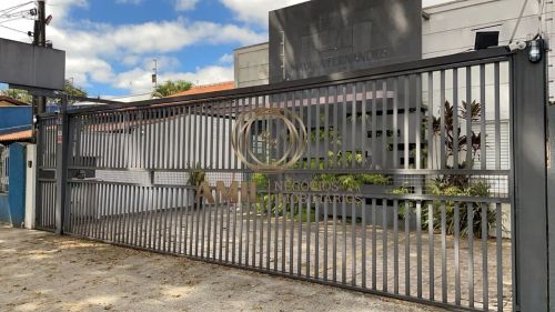 LR RA Amil Aluga Casa Comercial, 8 Salas, 4 Banheiros, 150m², Jardim Satélite, Zona Sul
