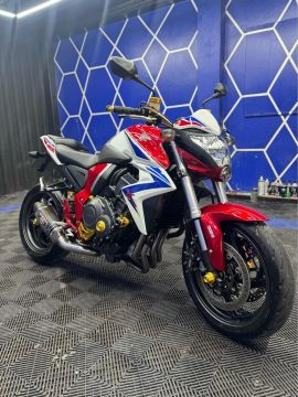 CB 1000R BARRACUDA (2015/2015)