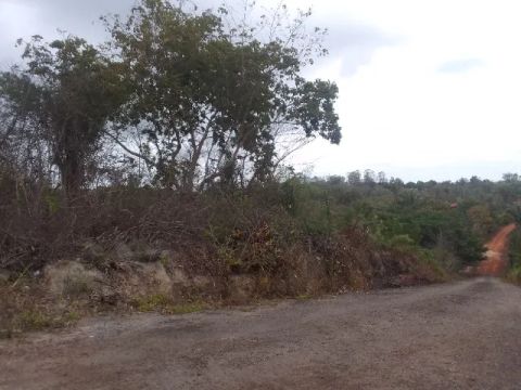 Terreno no tajaçoaba 25 M por 70 M 