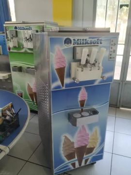 Máquina de sorvete Milksoft 