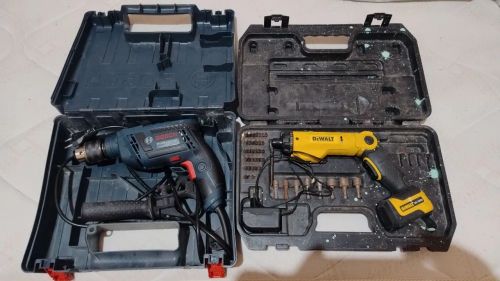 Kit Furadeira e Parafusadeira Bosch + Parafusadeira Dewalt