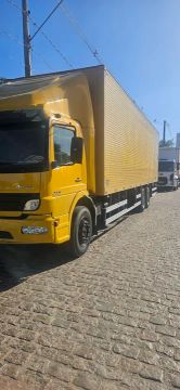 Atego 2425 2009 motor zero comprado na mercedez