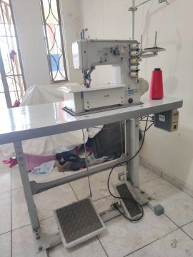 Máquina de Costura Industrial Bracob