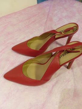 Sapato scarpan vermelho 