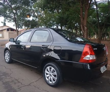 Etios Sedan 2013 