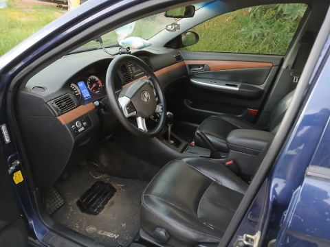 Lifan 620 2010 pouco rodado