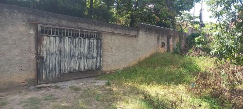 Terreno com portão, todo murado 729 m2 no bairro nacional contagem por apenas 450.000 .
