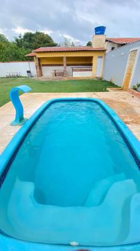 Casa com piscina para temporada