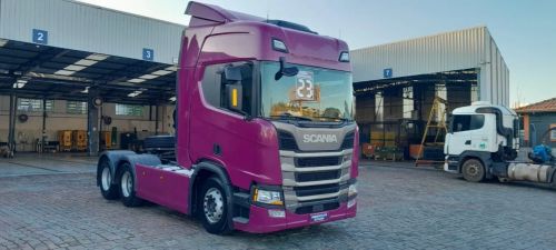 SCANIA R450 A6X2 2022/2023  SAIA LATERAL, DEFLETORES, PNEUS NOVOS, PACOTE LUXO, ADAS, UNIC