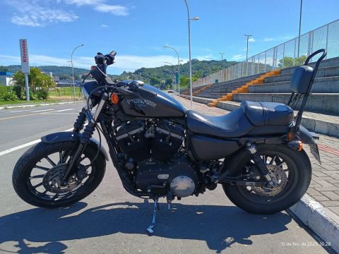 Harley Davidson 883 Iron