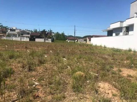 Terrenos de esquina à Venda no bairro Três Rios do Norte em Jaraguá do Sul
