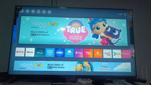 Vendo uma smartv de 65 polegas menos de um ano de uso