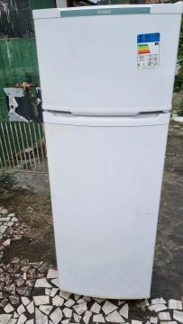 Geladeira Consul Duplex 220volts funcionando perfeitamente ( posso entregar)