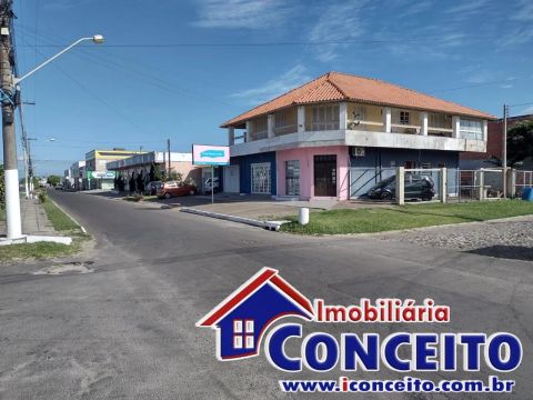 PC1002 - Prédio comercial em excelente localização no Centro de Imbé