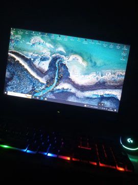 Vendo computador em perfeito estado está bom bem potente 