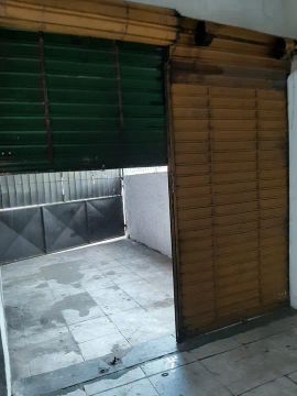 Ponto comercial/Loja/Box para aluguel possui 70 metros quadrados em Trindade - São Gonçalo