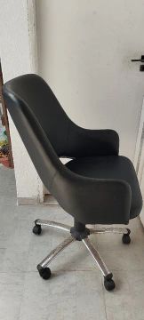 Cadeira de Escritório Giratória com Rodinhas