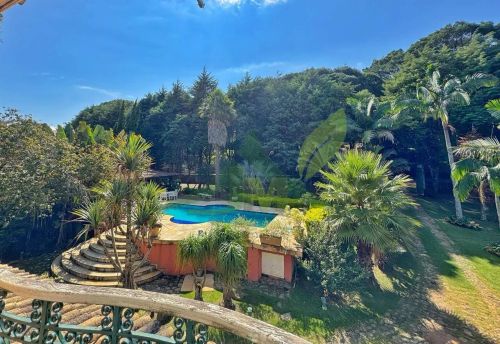 Casa Exclusiva no Ponto Mais Alto do Clube da Montanha em Atibaia