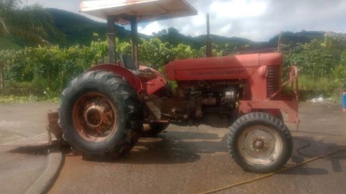 Trator Agrícola Usado