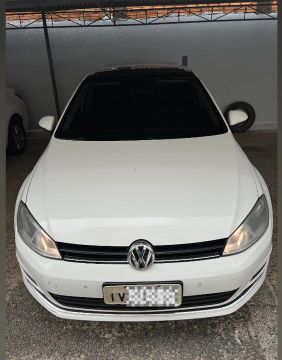 Volkswagen Golf TSI 1.4 Highline para pessoas exigentes, raridade.