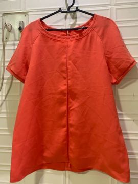 Blusa Calvin Klein laranja 
