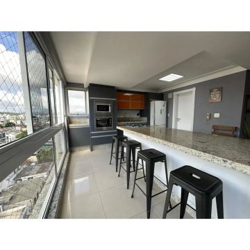VENDE-SE APARTAMENTO ALTO PADRÃO NO CENTRO DE BALNEÁRIO CAMBORIÚ/SC