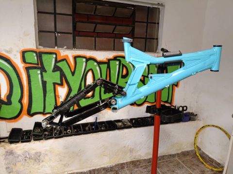 Quadro Astro Terminal (agression,ultimate,khs,specialized,bighit,status,dh,dabomb,gt,trek)