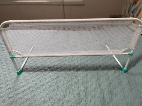 Grade de proteção cama infantil 
