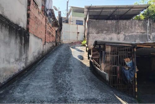 "Terreno Comercial à venda com 255m²: Empreenda seu novo negócio no bairro de Cosme de Far
