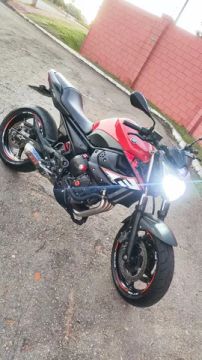 Yamaha XJ6 N - 2011