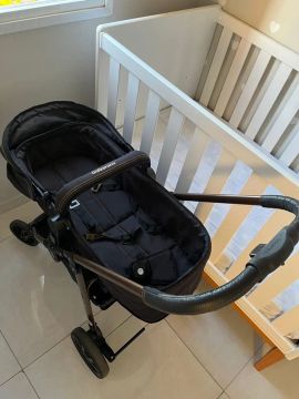 Carrinho de Bebê + Bebê conforto + Moisés 