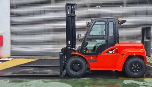 Empilhadeira Nova Diesel Cpcd70h 7ton Duplex 4mts Ar-cond.