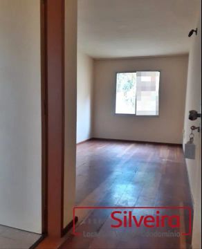 Apartamento em Porto Alegre, no bairro Jardim Carvalho, à venda.
